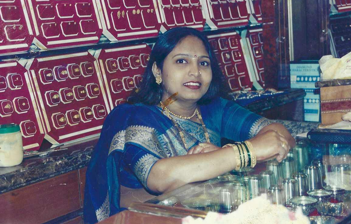 Fine jewellery display